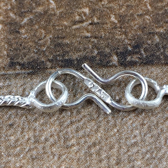 Laguna Agate Stone Pendant Necklace - Picture 6 of 12